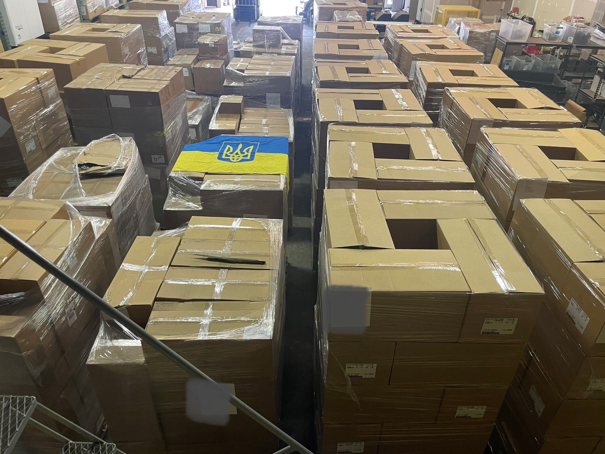 boxes in stockhouse